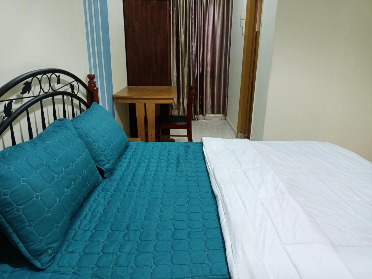 Oyo Home 90419 Sahar Guesthouse Malacca 外观 照片