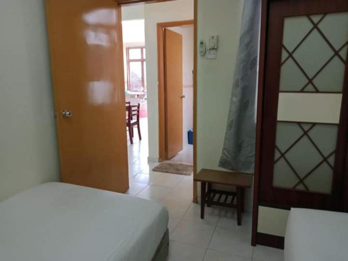 Oyo Home 90419 Sahar Guesthouse Malacca 外观 照片